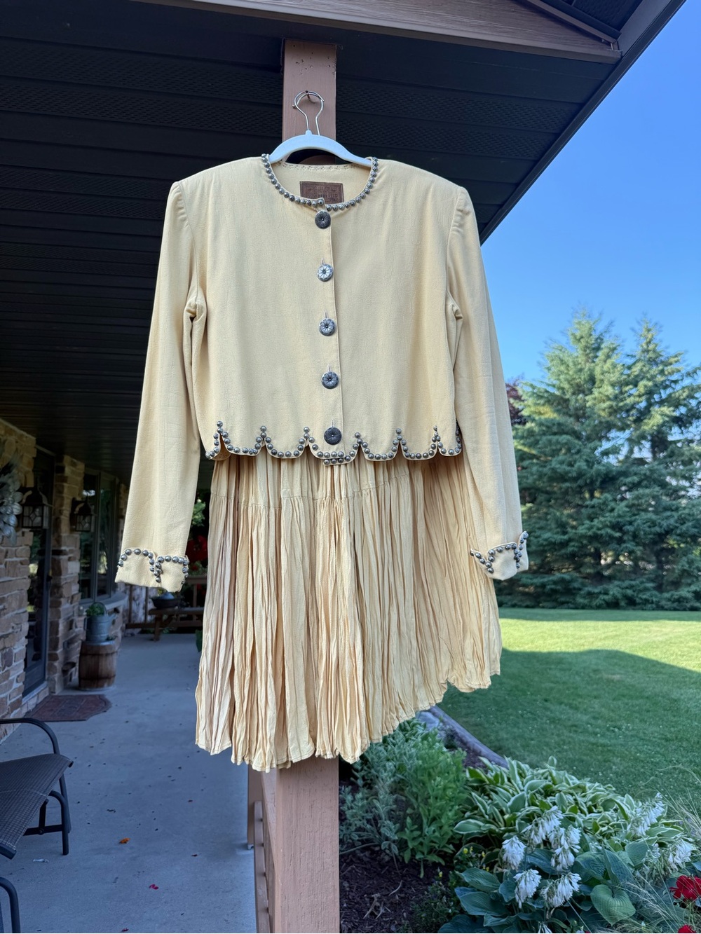 Double D Ranchwear 2-Piece Western Set